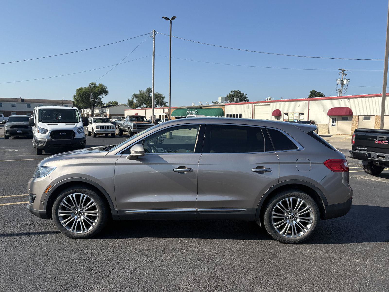 Used 2018 Lincoln MKX Reserve w/ Luxury Package AWD/4WD image 5