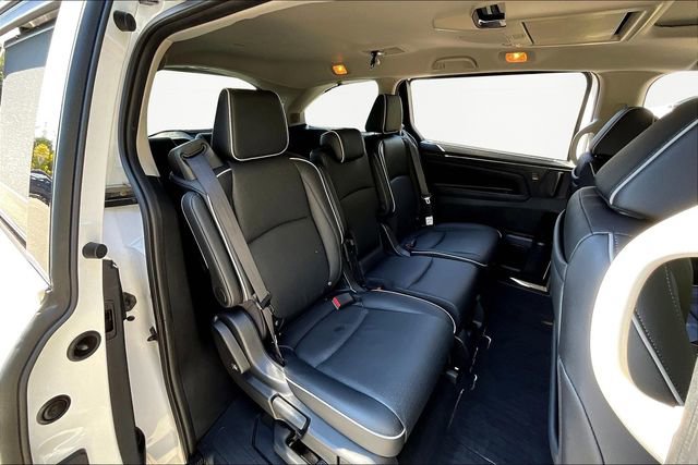 Used 2025 Honda Odyssey Elite image 21