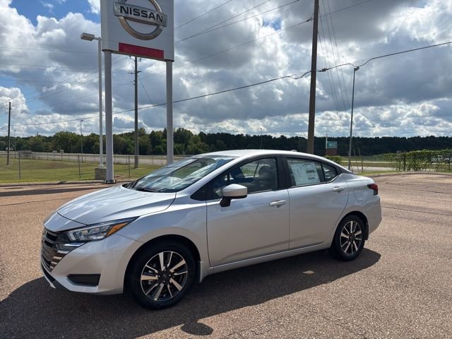 New 2025 Nissan Versa SV