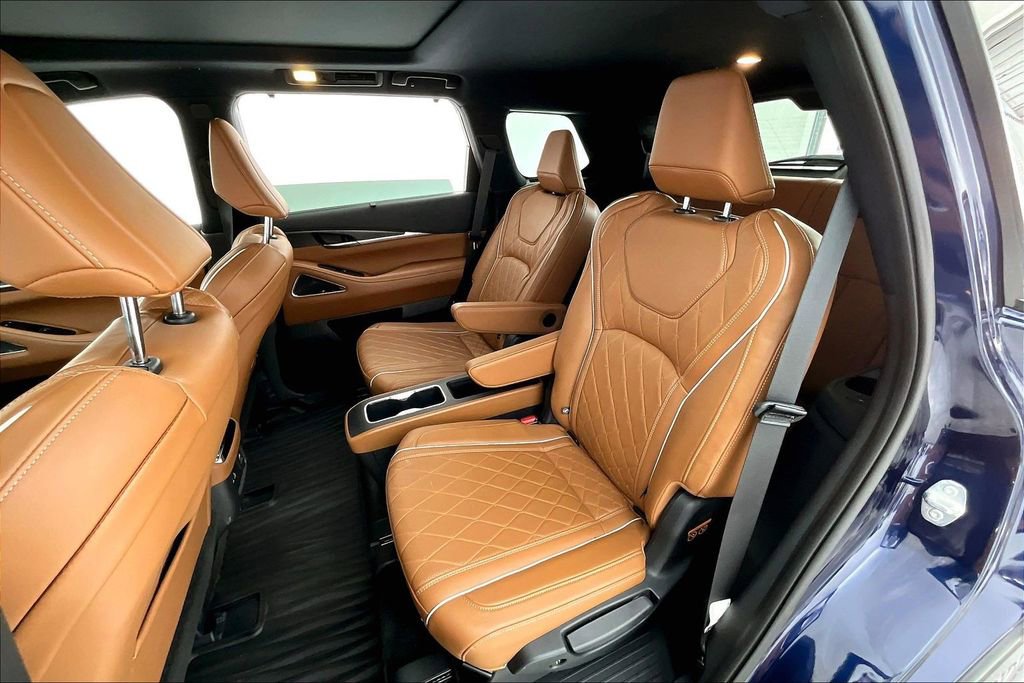 Used 2025 INFINITI QX60 Autograph w/ Cargo Package image 32