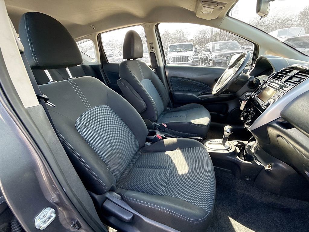 Used 2018 Nissan Versa Note SV image 32