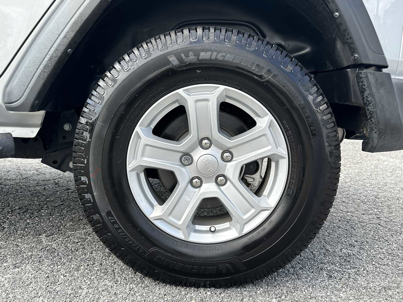 Used 2022 Jeep Wrangler Unlimited Sport image 19