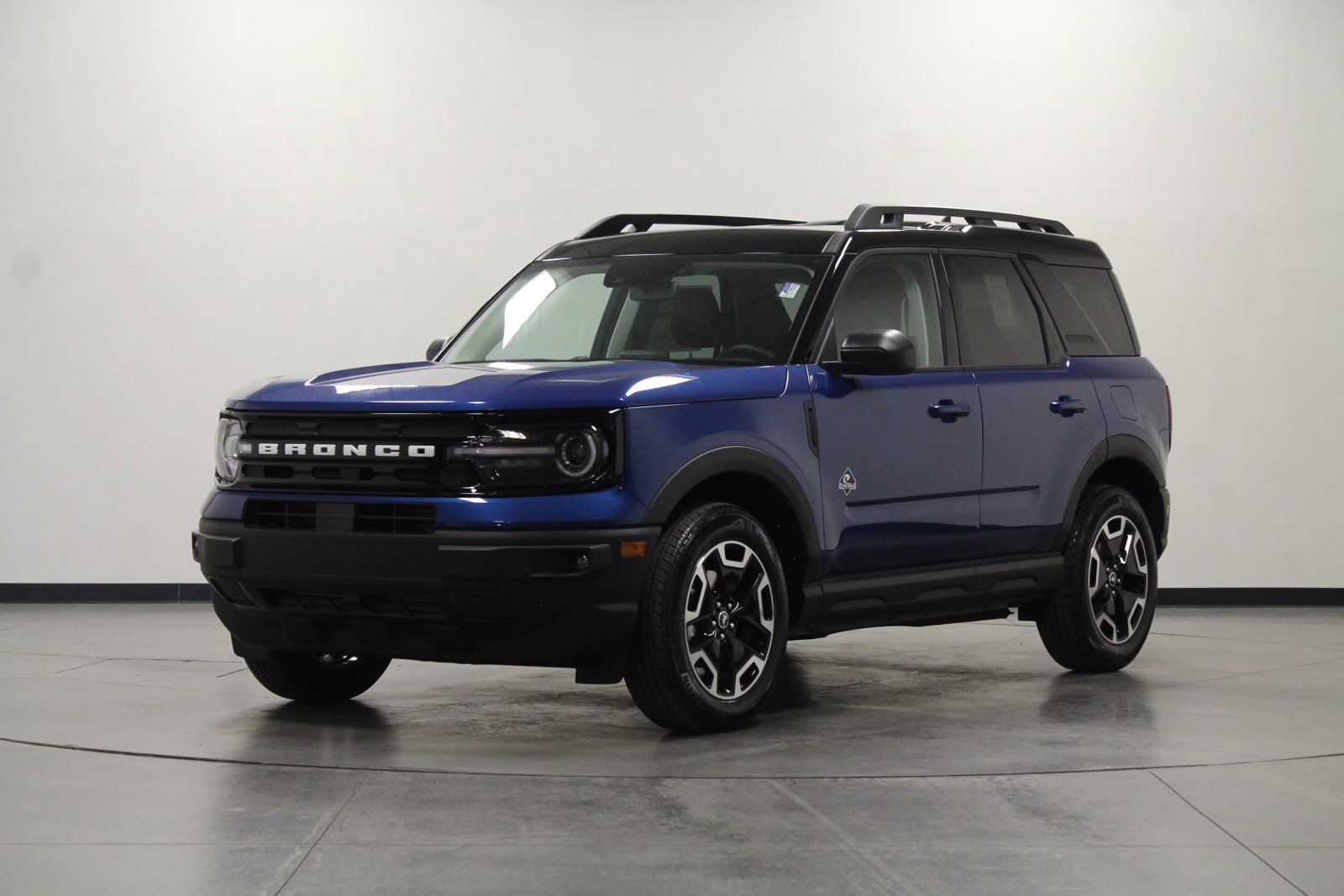 Used 2024 Ford Bronco Sport Outer Banks w/ Tech Package image 8