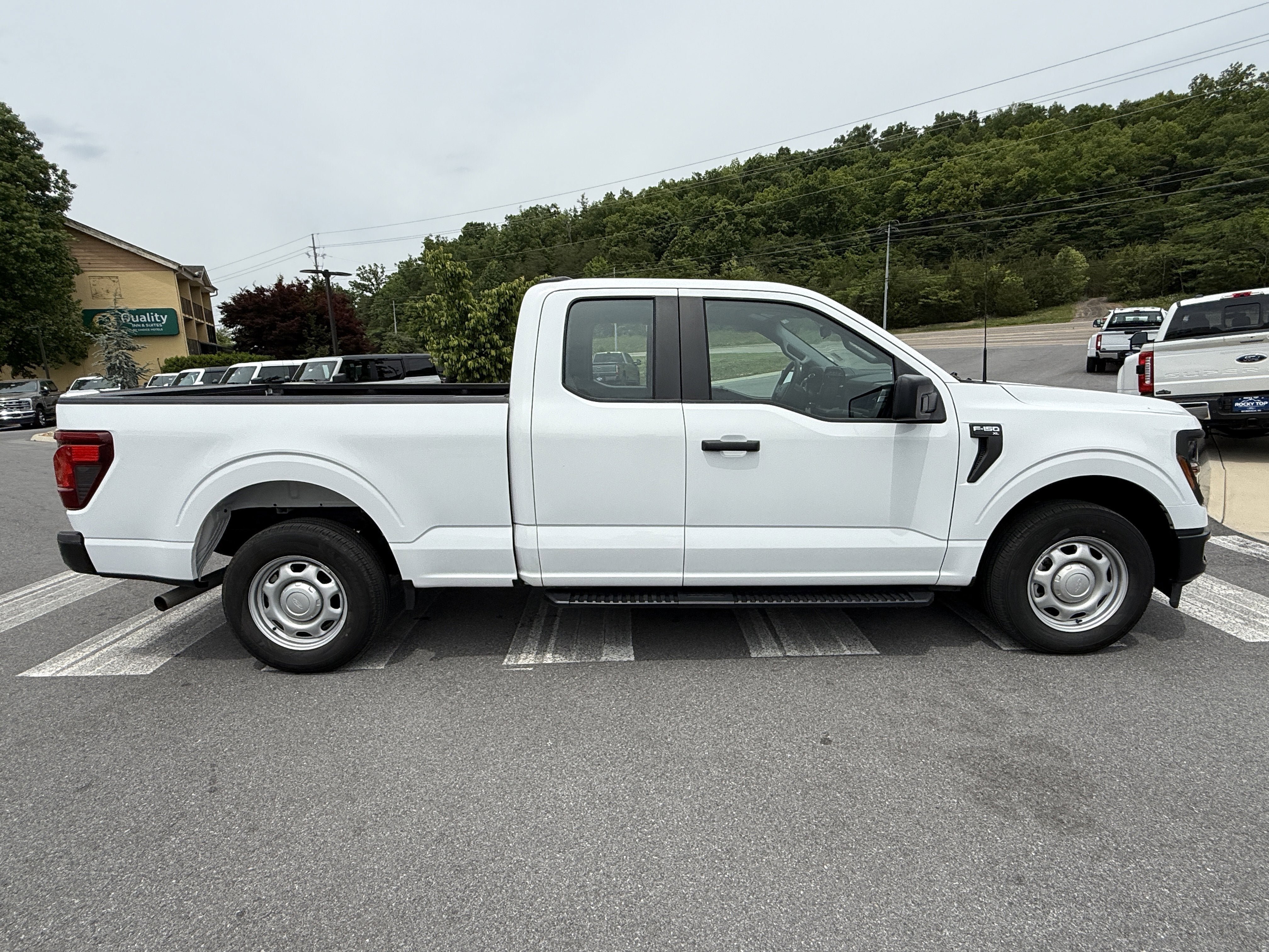 Used 2024 Ford F150 XL RWD image 4