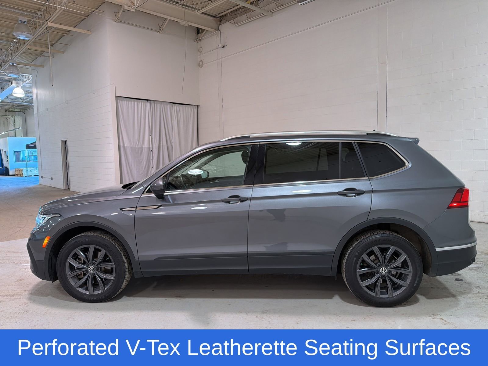 Used 2022 Volkswagen Tiguan SE image 6