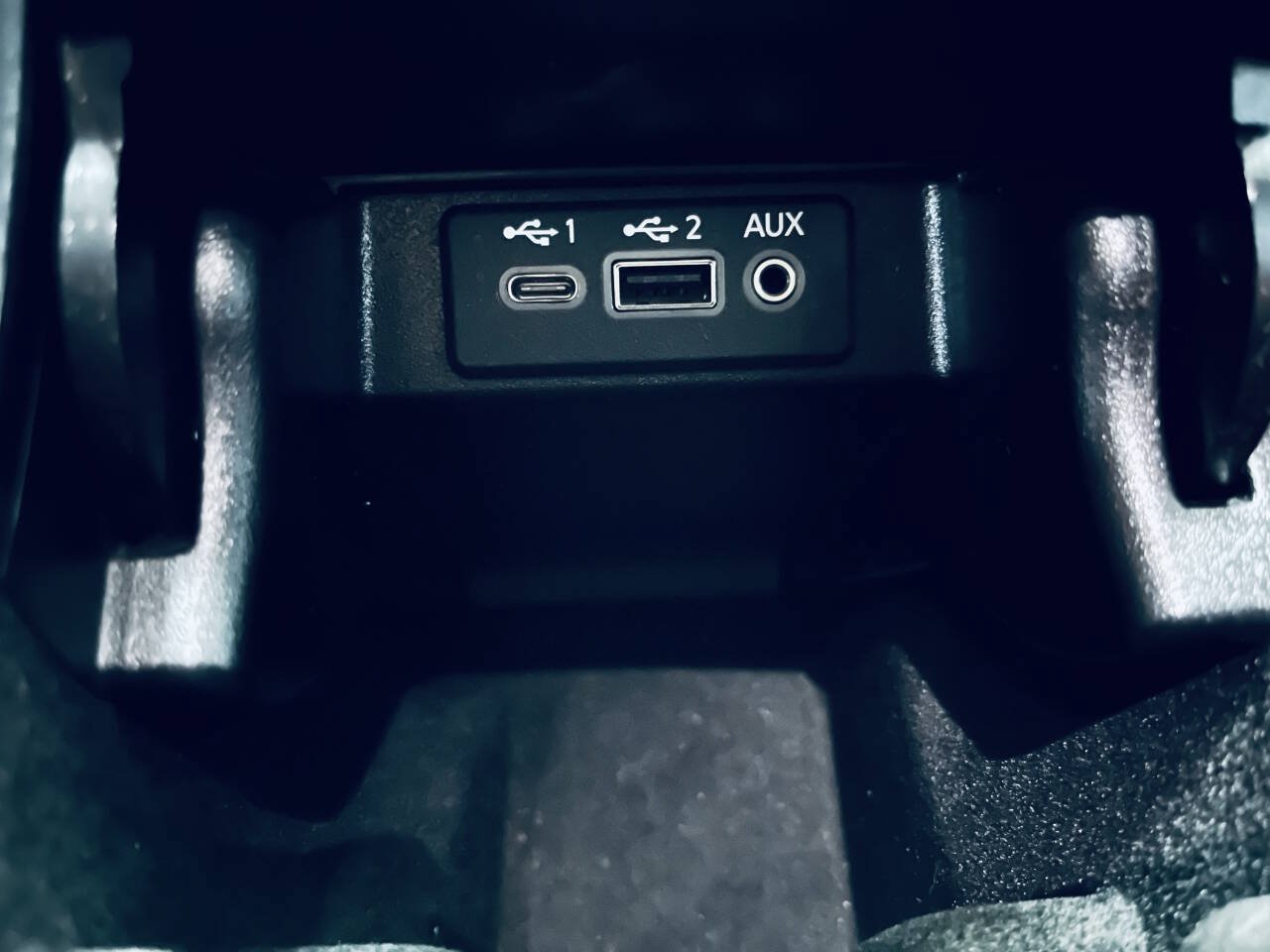 Used 2020 Nissan Maxima 3.5 SV w/ Floor Mat Group FWD image 31