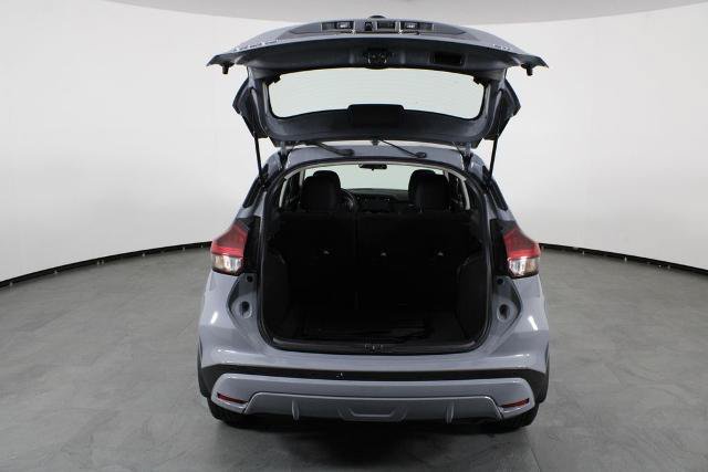 Certified 2023 Nissan Kicks SV FWD image 17