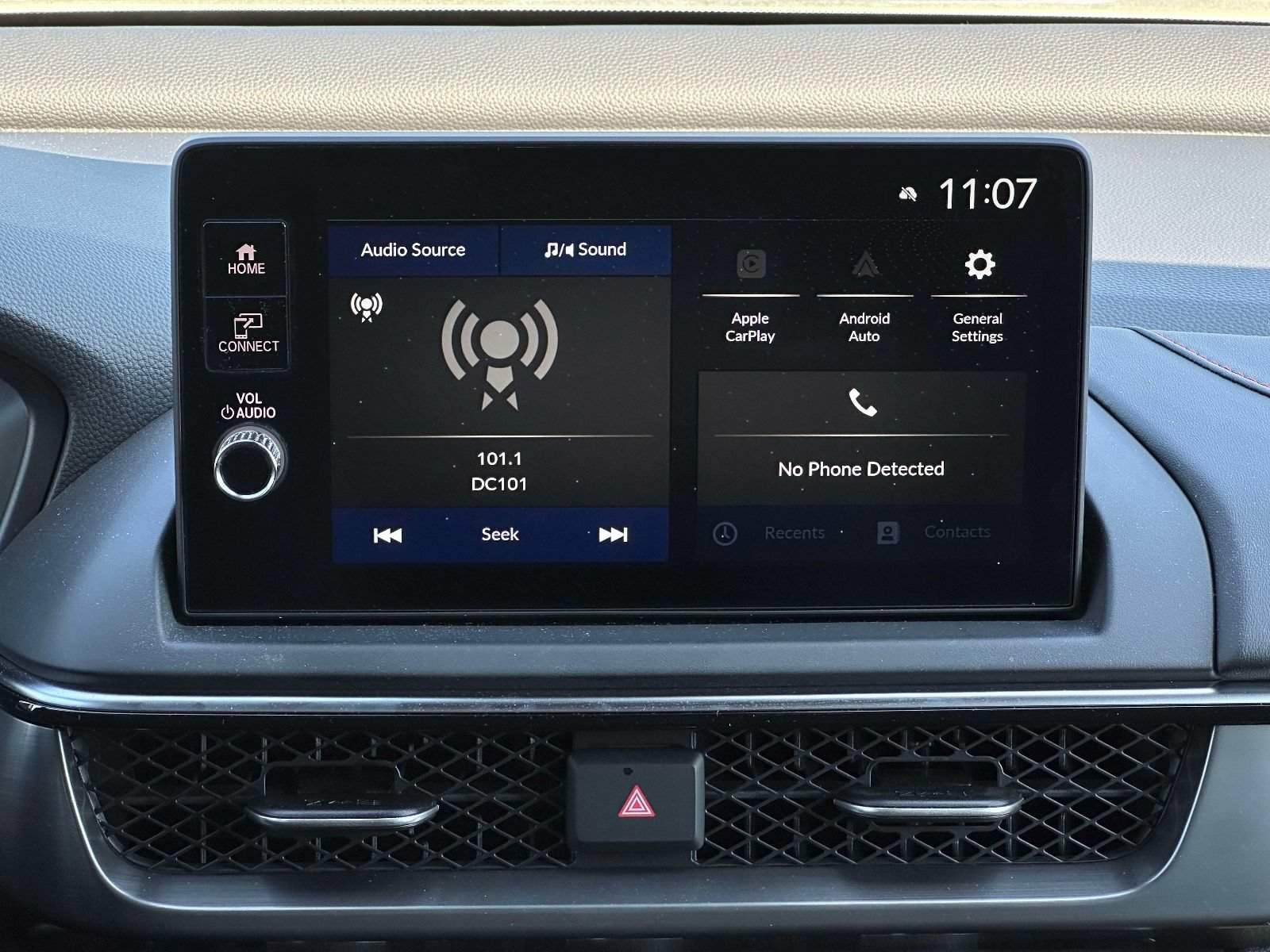 Certified 2025 Acura ADX A-Spec AWD/4WD image 18