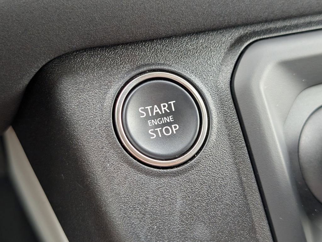 Used 2023 Land Rover Defender 110 S AWD/4WD image 31