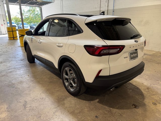 New 2026 Ford Escape ST-Line Select image 3