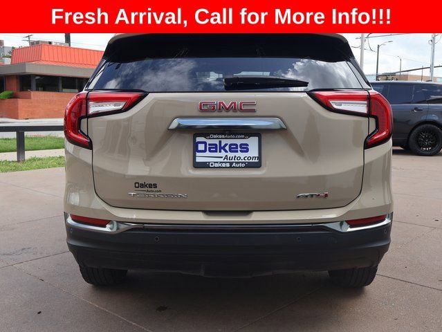 Certified 2022 GMC Terrain AT4 w/ Infotainment Package II AWD/4WD image 4