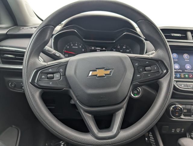 Used 2023 Chevrolet TrailBlazer LT w/ Convenience Package AWD/4WD image 19