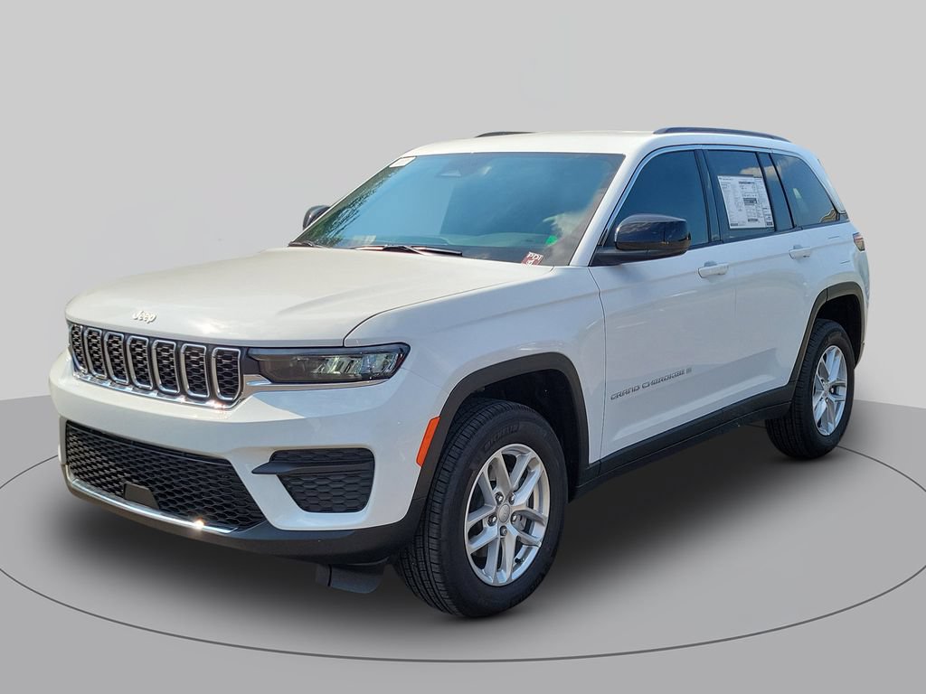 New 2026 Jeep Grand Cherokee Laredo RWD image 7