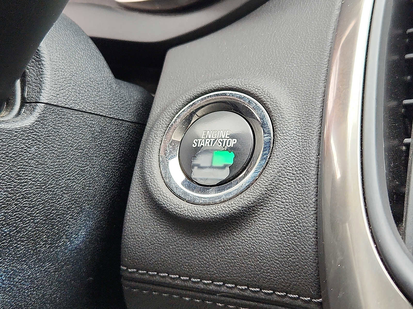 Used 2015 Buick LaCrosse Leather image 23