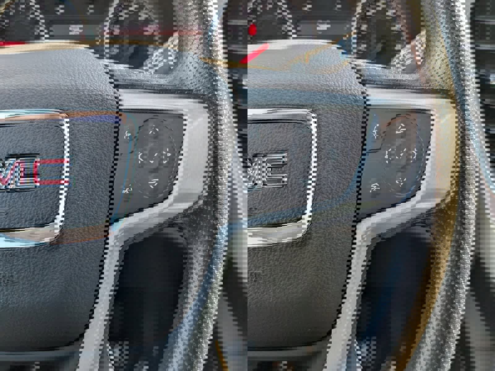 Certified 2023 GMC Acadia SLE w/ Driver Convenience Package image 24