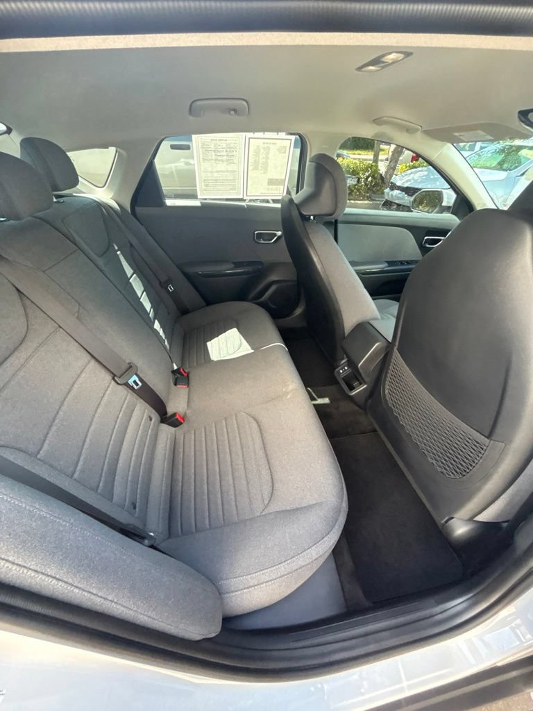 Certified 2025 Kia K4 GT-Line Turbo FWD image 23