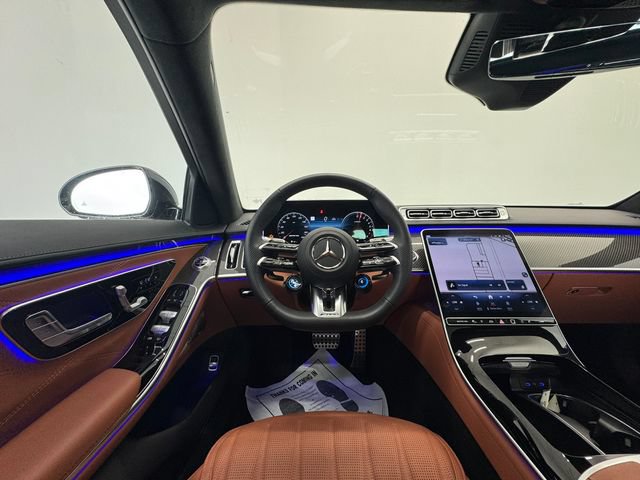 Used 2025 Mercedes-Benz S 63 AMG S image 22