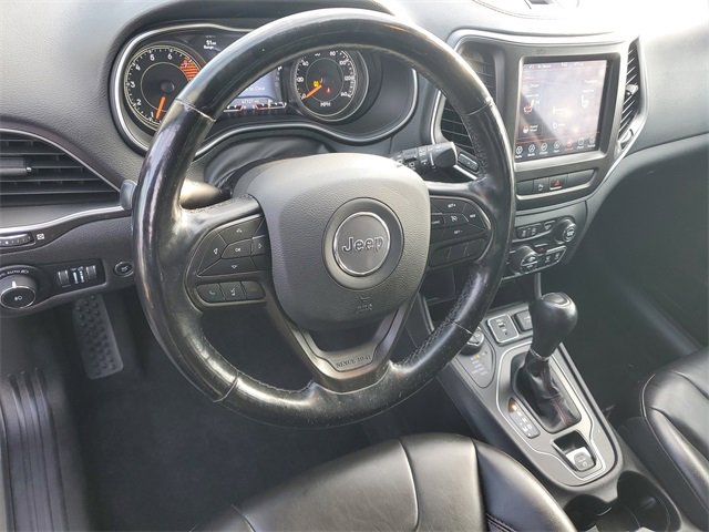 Used 2021 Jeep Cherokee Trailhawk w/ Comfort & Convenience Group image 19