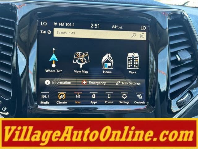 Used 2019 Jeep Cherokee Limited w/ Trailer Tow Group AWD/4WD image 23