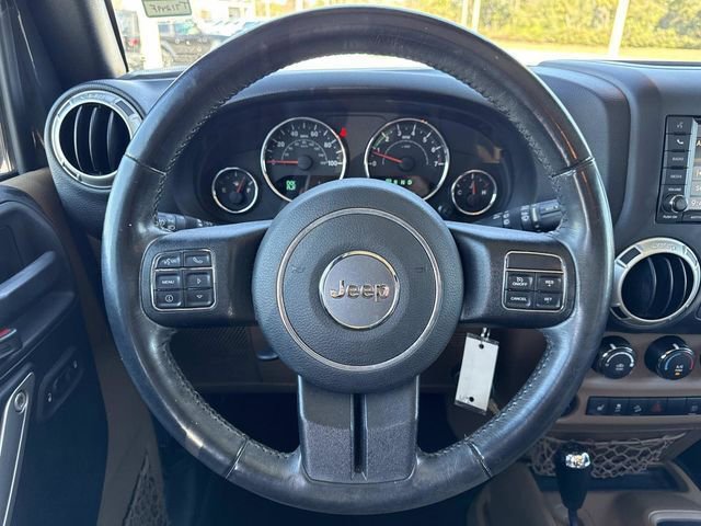 Used 2017 Jeep Wrangler Unlimited Sahara w/ Max Tow Package image 14