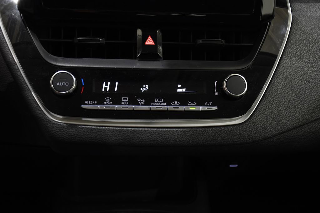 Used 2024 Toyota Corolla LE image 19