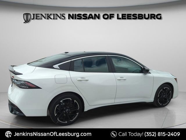 New 2026 Nissan Sentra SR w/ Floor Mat Package image 5