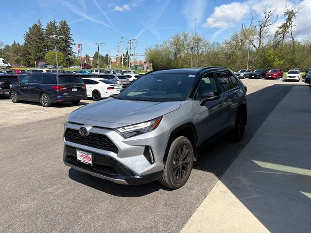 Used 2025 Toyota RAV4 XSE w/ Weather Package image 4