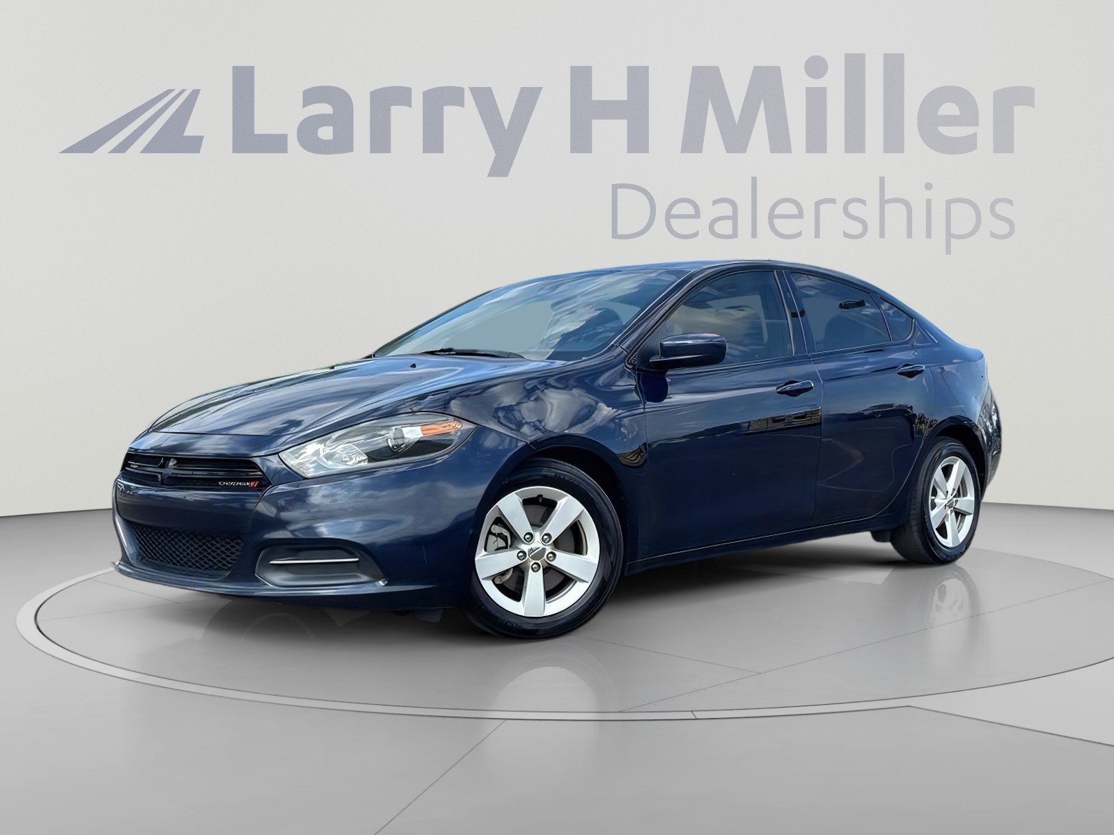 Used 2016 Dodge Dart SXT FWD image 2