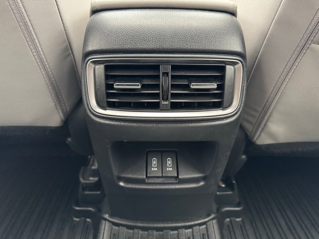 Used 2019 Honda CR-V Touring image 17
