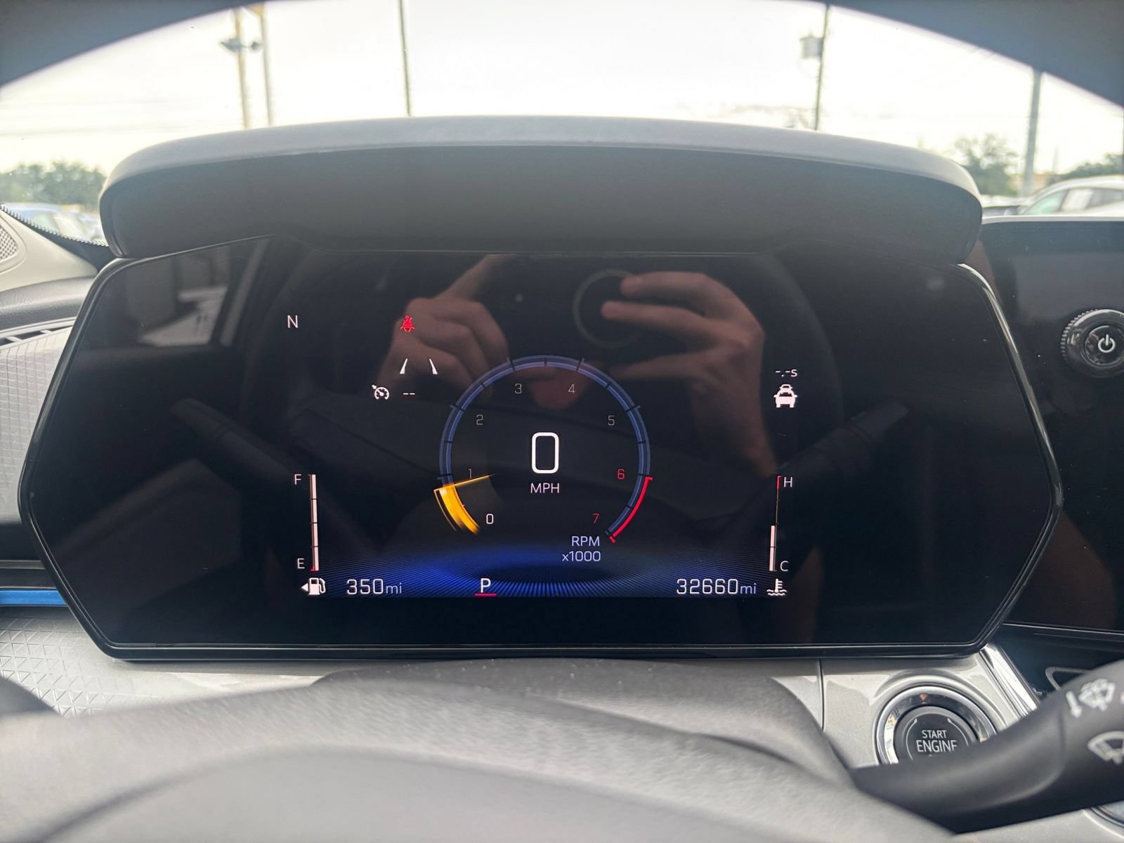 Used 2025 Chevrolet Trax LT FWD image 34