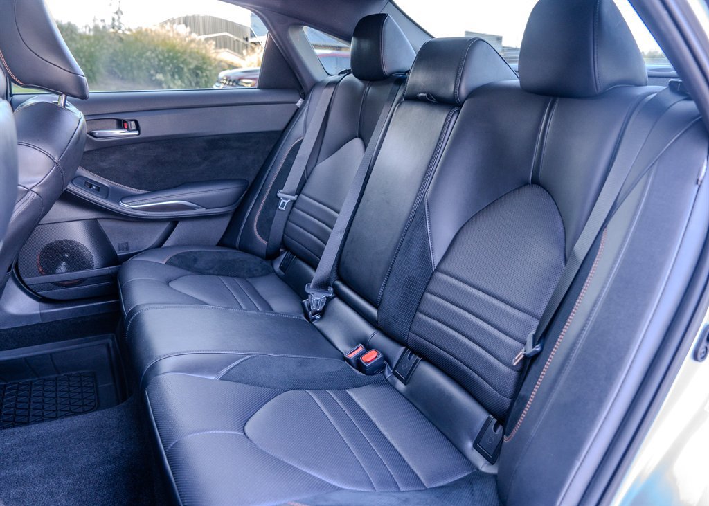 Used 2019 Toyota Avalon Touring w/ Advanced Safety Package FWD image 31