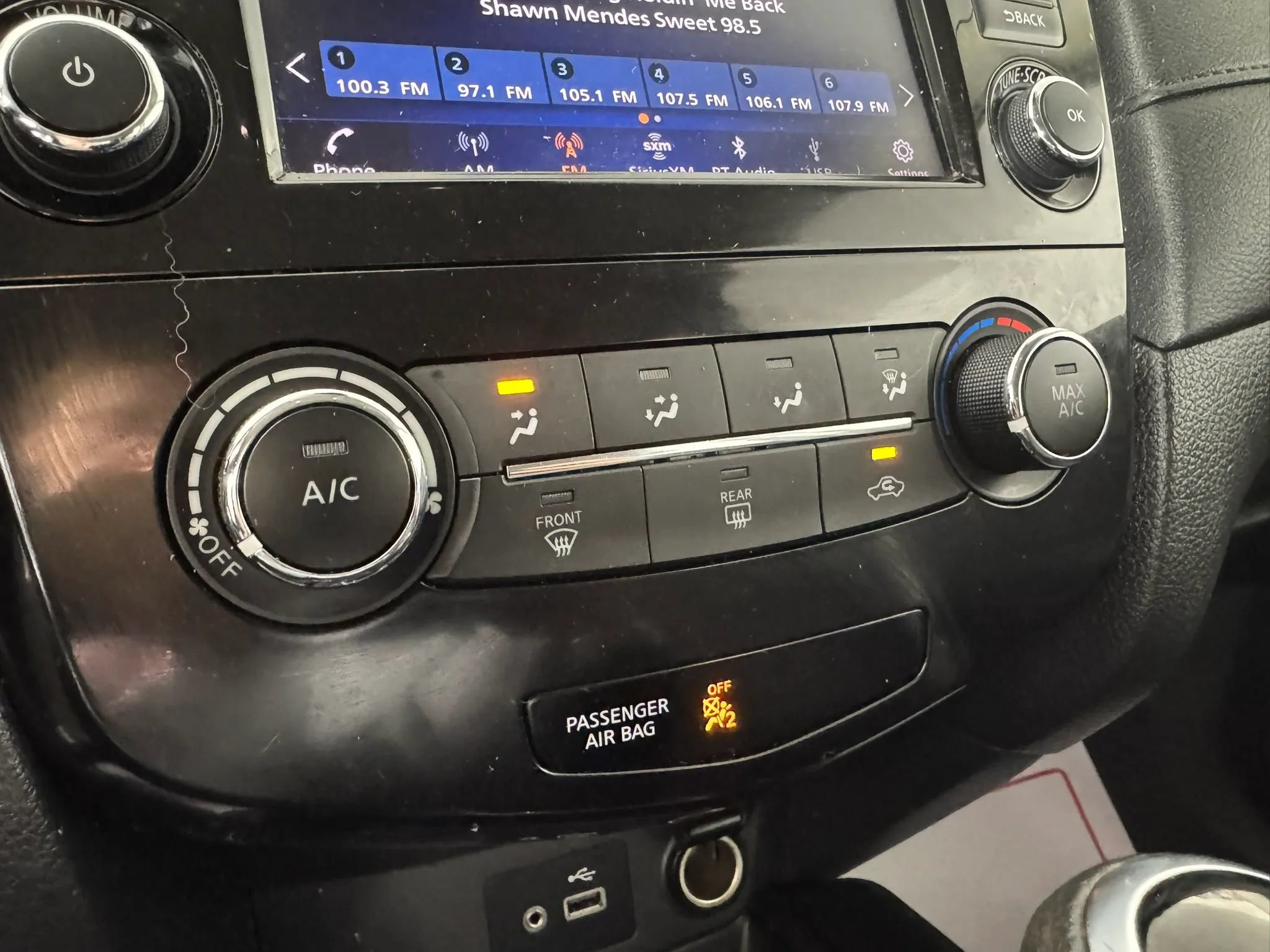 Used 2019 Nissan Rogue S AWD/4WD image 19