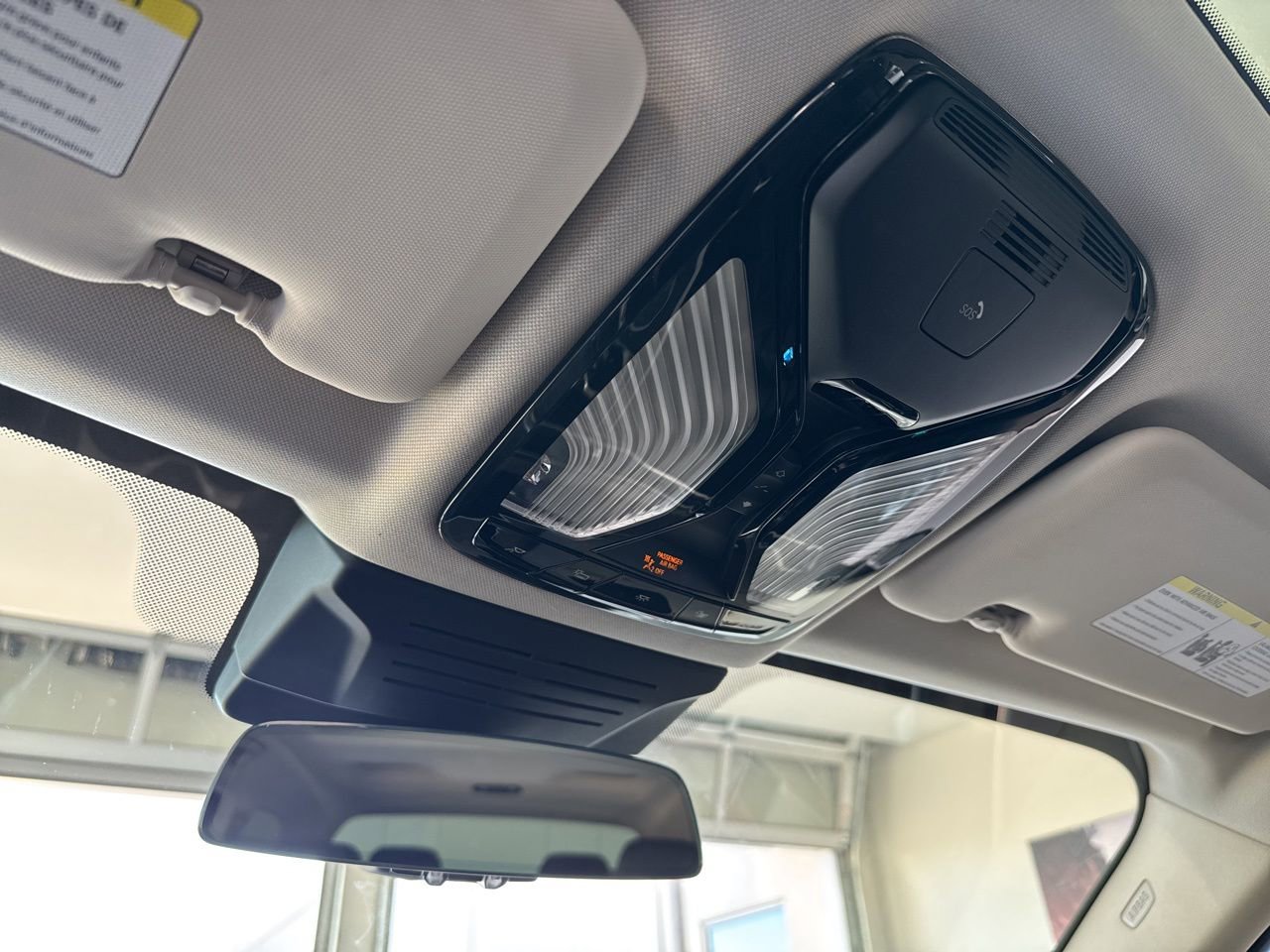 Certified 2023 BMW X7 xDrive40i w/ Premium Package image 28