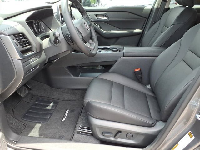 New 2026 Nissan Rogue Dark Armor AWD/4WD image 5
