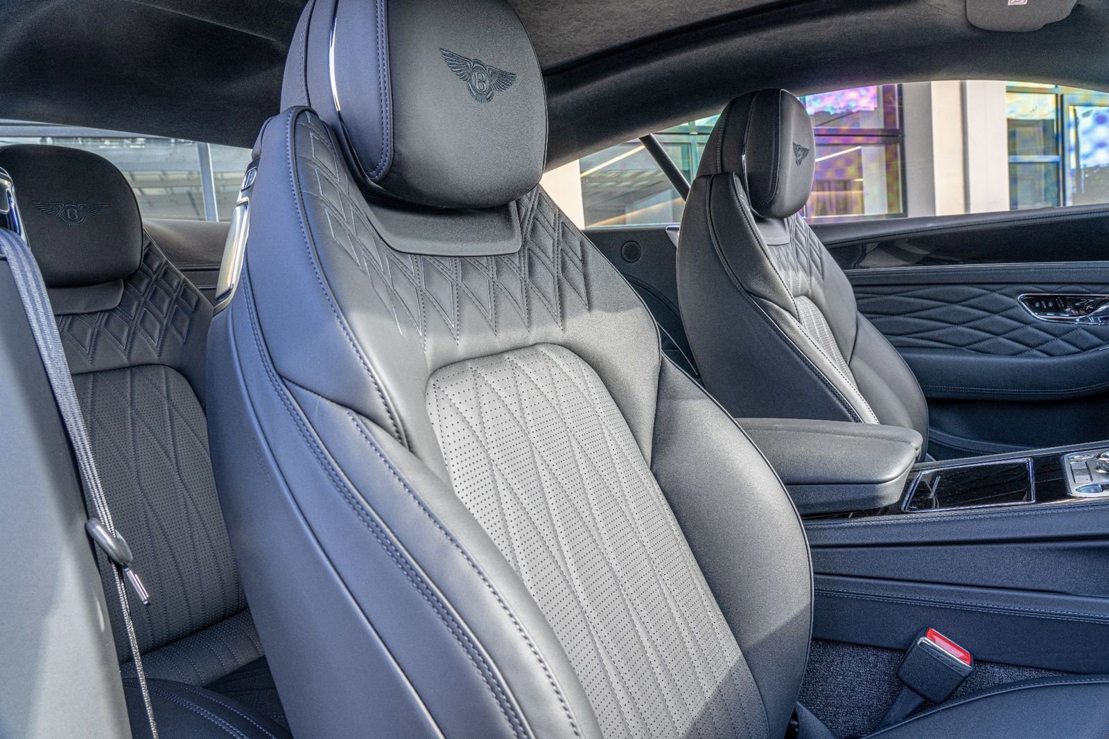 Used 2024 Bentley Continental GT Azure image 26