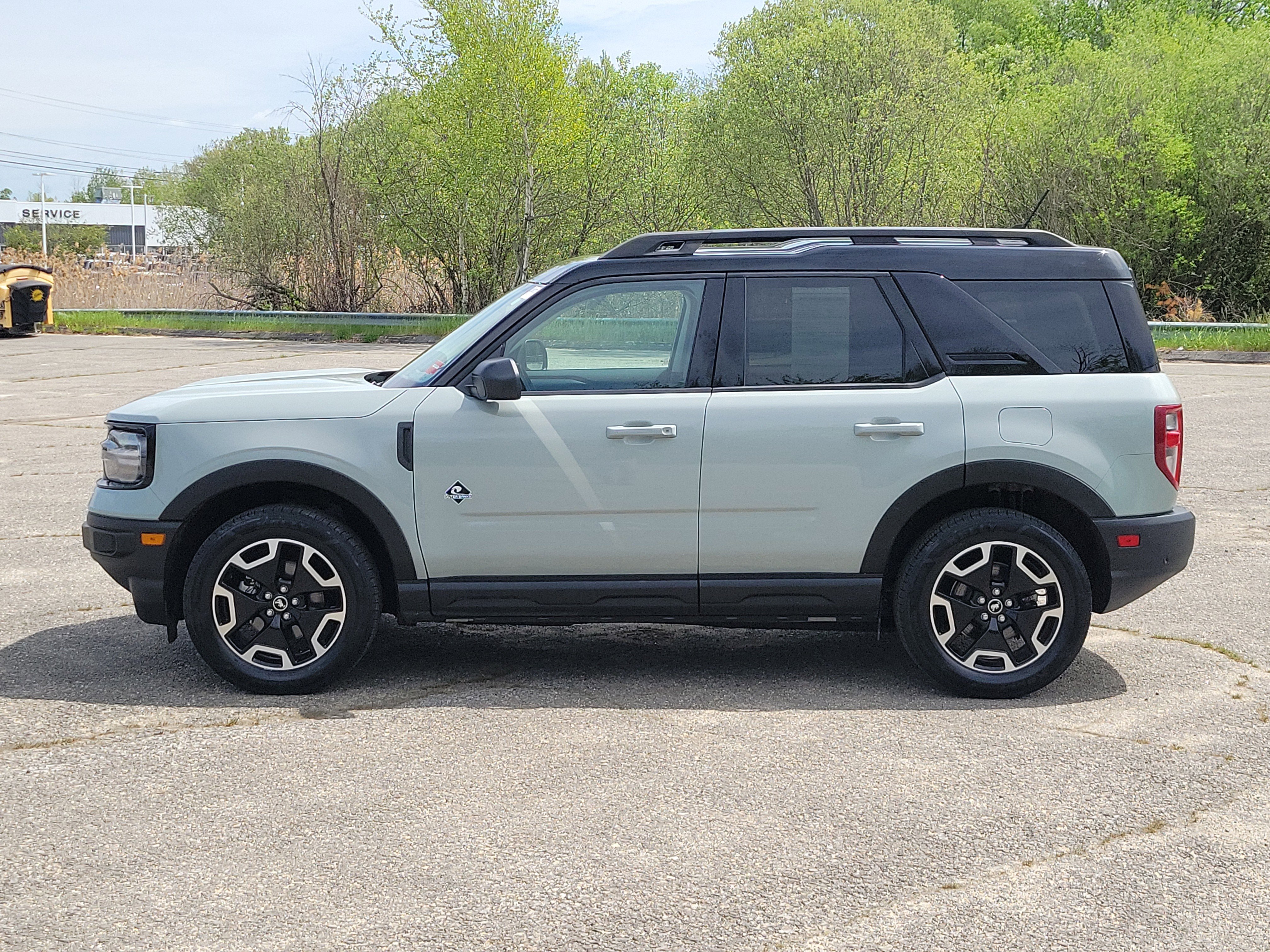 Used 2024 Ford Bronco Sport Outer Banks AWD/4WD image 8