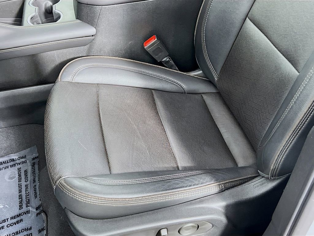 Certified 2023 Chevrolet Suburban High Country w/ LPO, Illumination Package image 19