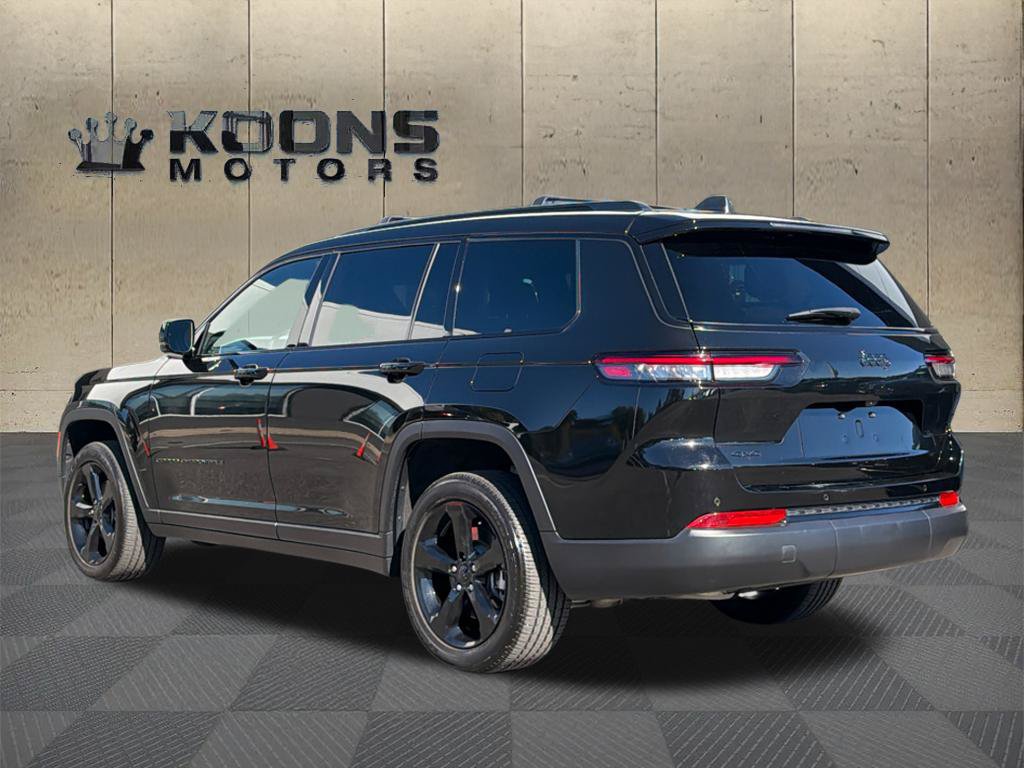 Used 2024 Jeep Grand Cherokee L Altitude AWD/4WD image 4