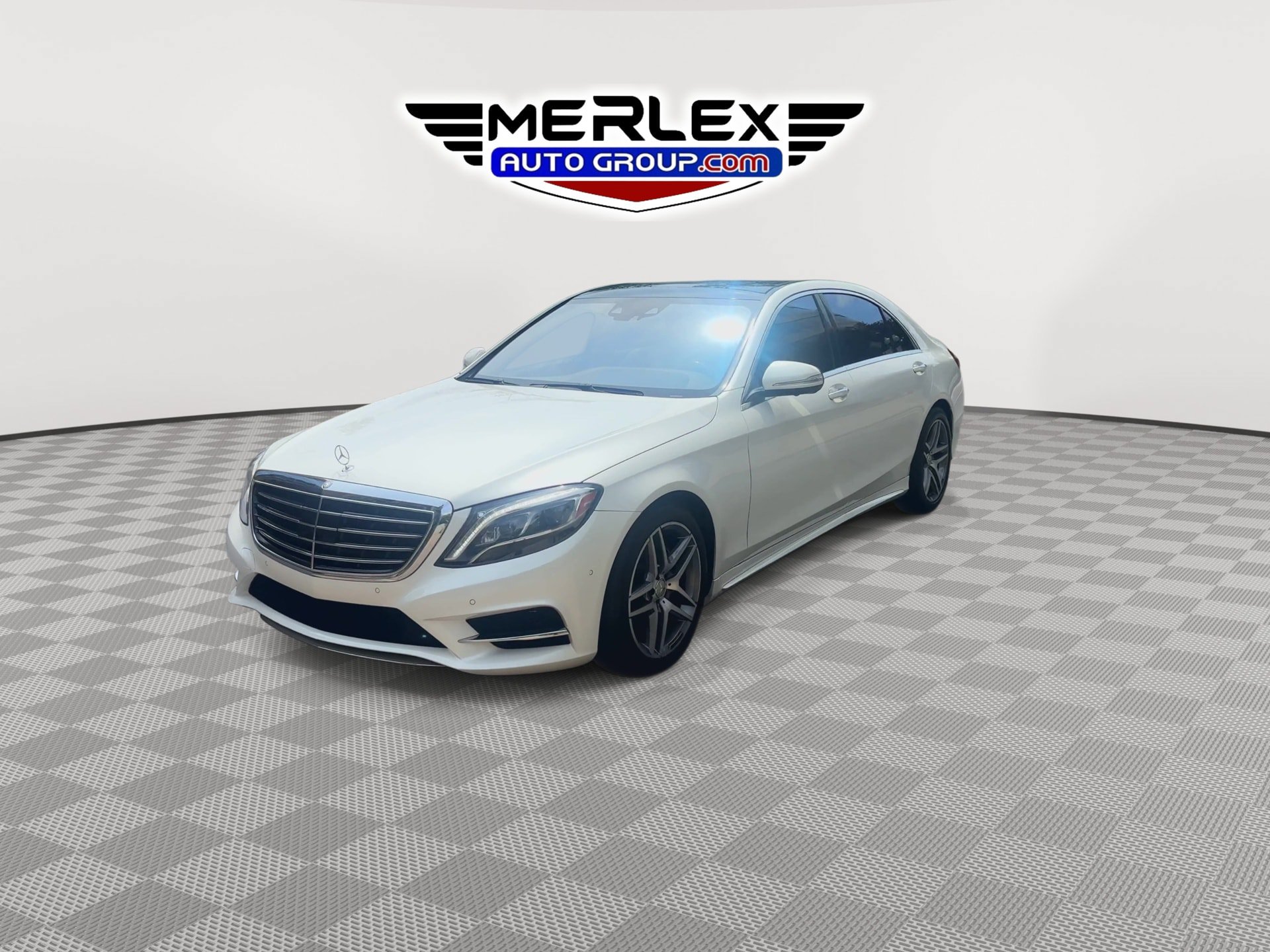 Used 2016 Mercedes-Benz S 550 4MATIC Sedan image 4
