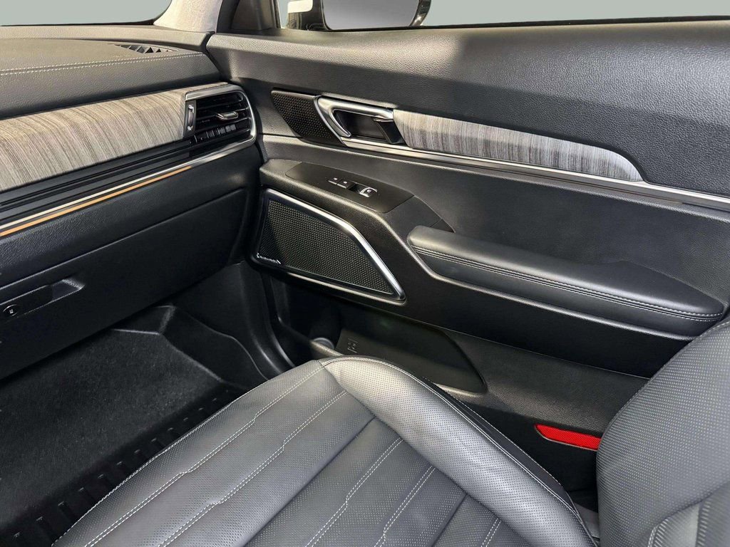 Used 2024 Kia Telluride SX Prestige image 24