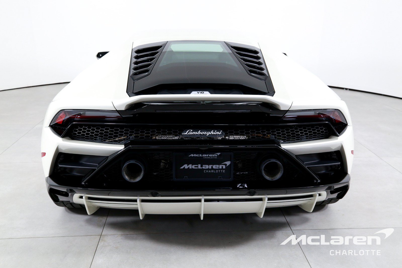 Used 2022 Lamborghini Huracan EVO AWD/4WD image 7
