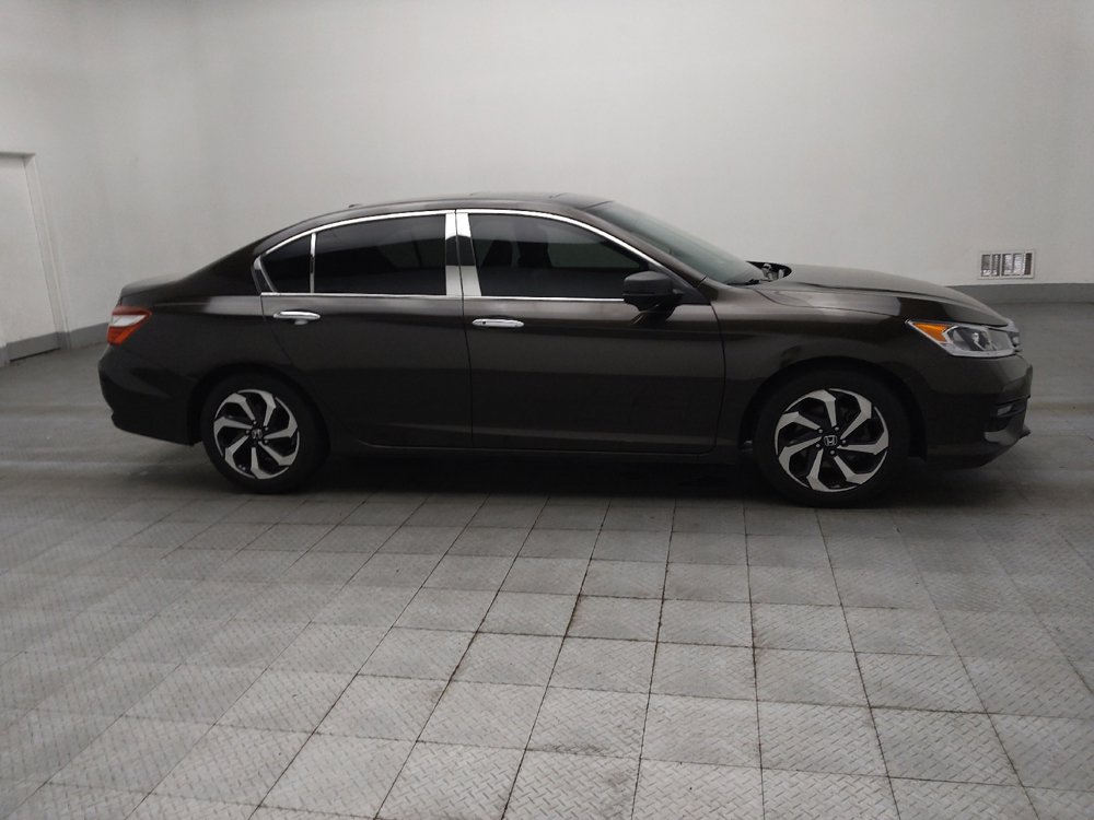 Used 2016 Honda Accord EX-L image 11