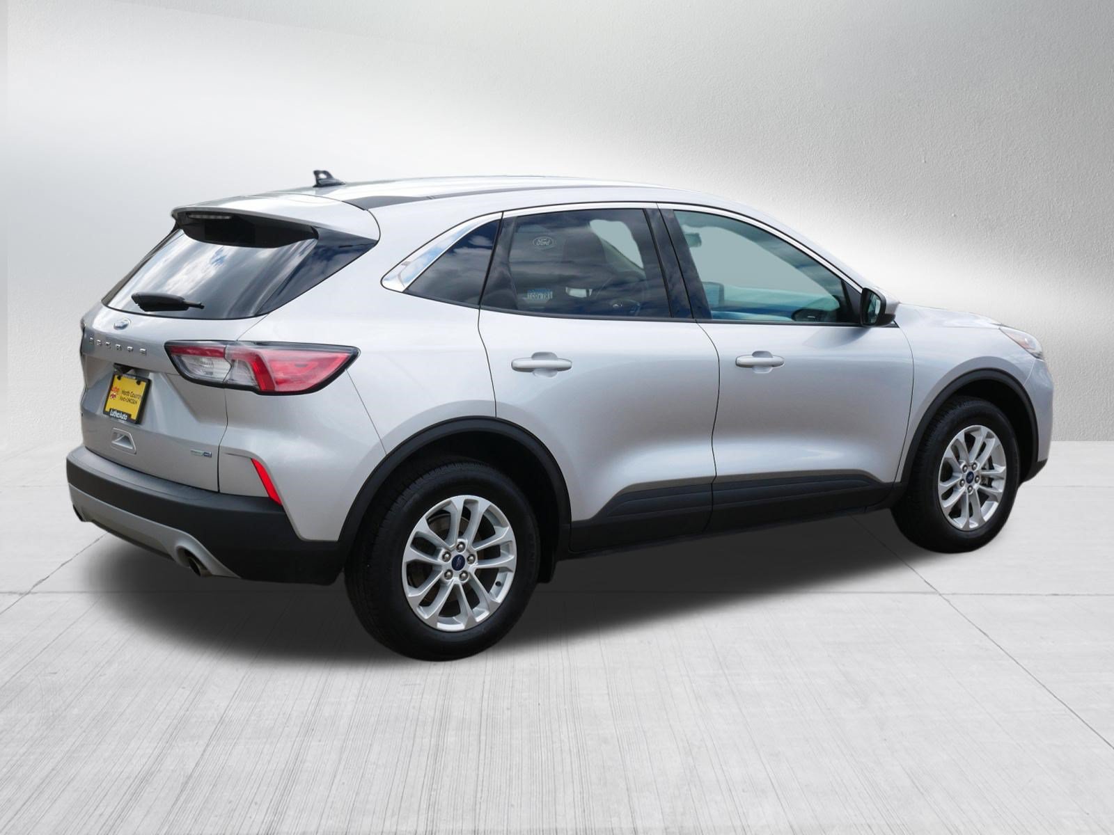 Certified 2020 Ford Escape SE AWD/4WD image 7