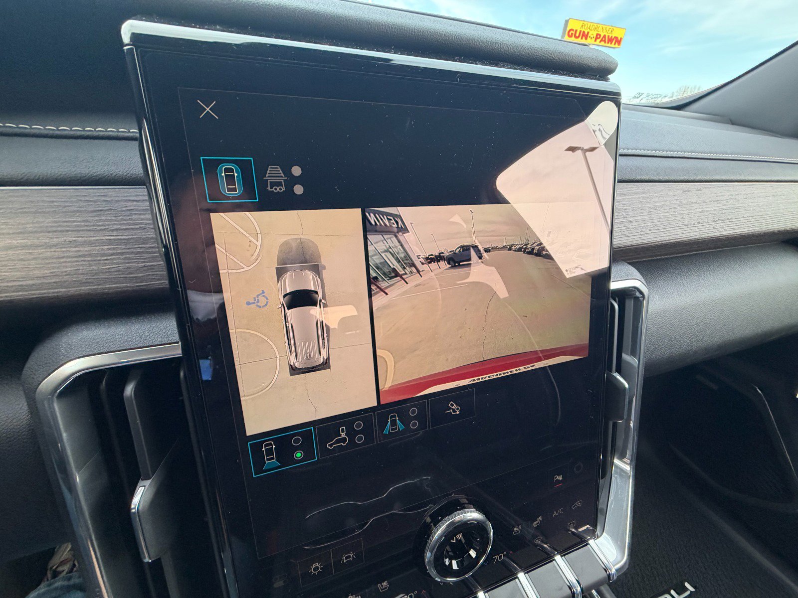 New 2026 GMC Acadia Denali w/ Super Cruise Package image 15