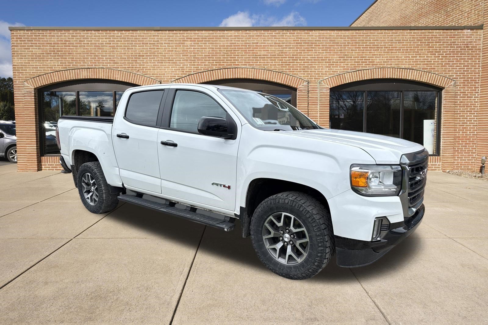 Used 2021 GMC Canyon AT4 w/ Trailering Package image 1