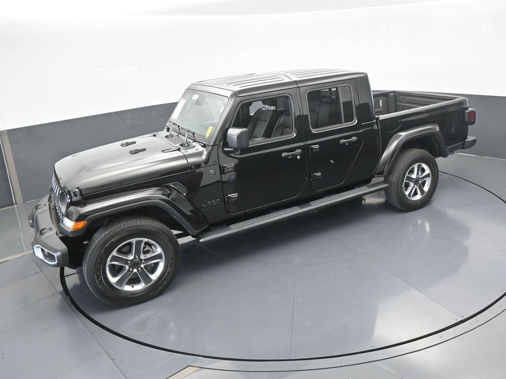Used 2024 Jeep Gladiator Sport w/ Premium Package image 49