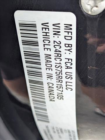 Used 2024 Chrysler Pacifica Select image 25