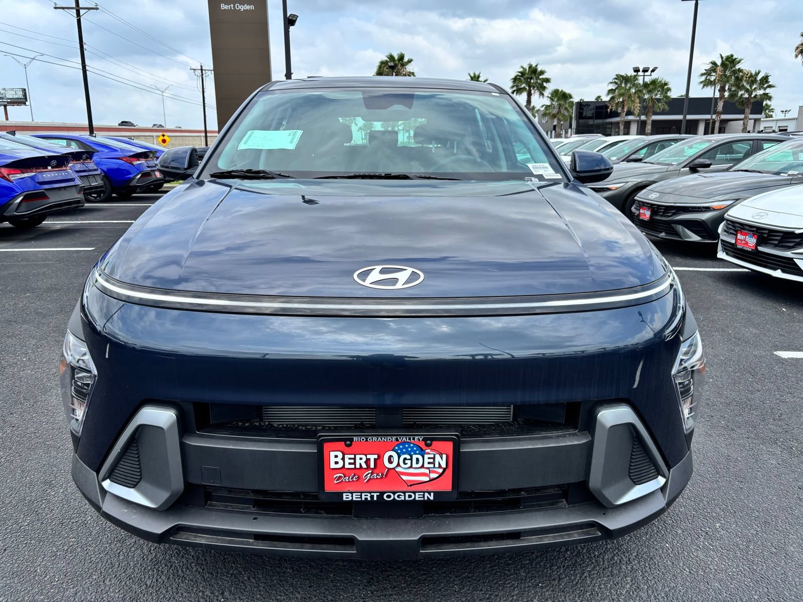 New 2026 Hyundai Kona SE FWD image 2