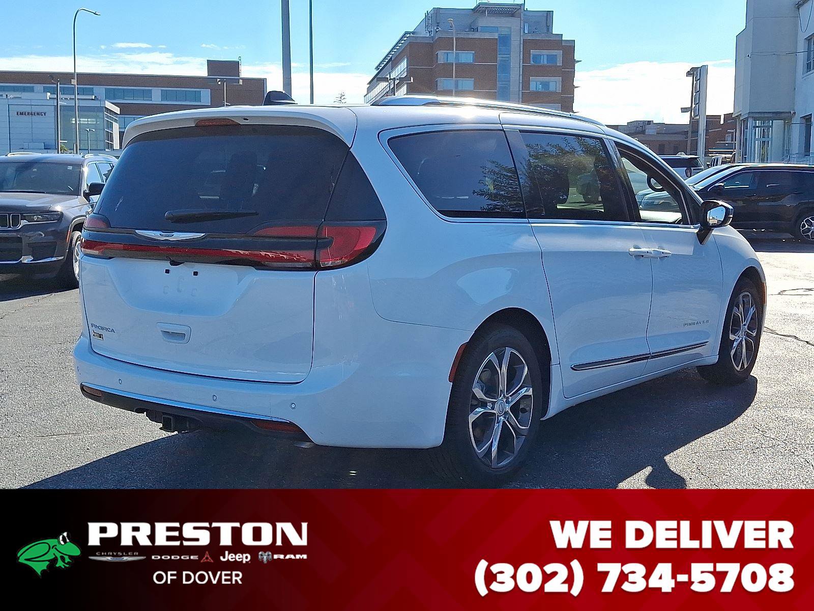 New 2026 Chrysler Pacifica Pinnacle w/ Trailer Tow Group image 4