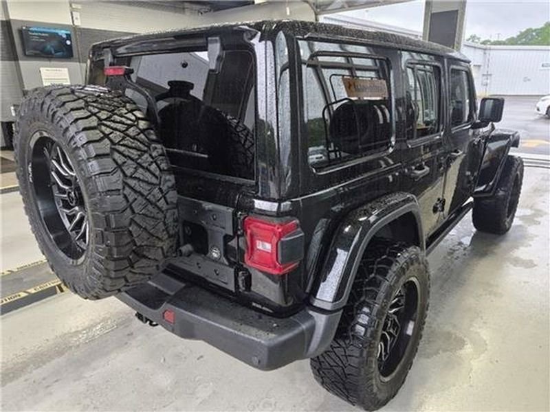 Used 2023 Jeep Wrangler Unlimited Rubicon w/ Steel Bumper Group AWD/4WD image 21